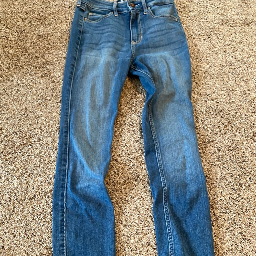 hollister jeans